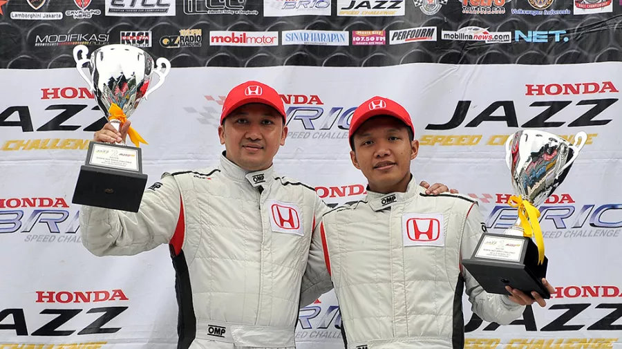 Rio SB Raih Gelar Juara Honda Jazz Speed Challenge 10