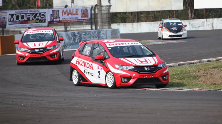 Tim Honda Racing Indonesia Pertajam Dominasi Di Seri Ketiga Ajang Balap Indonesian Sentul Series Of Motorport