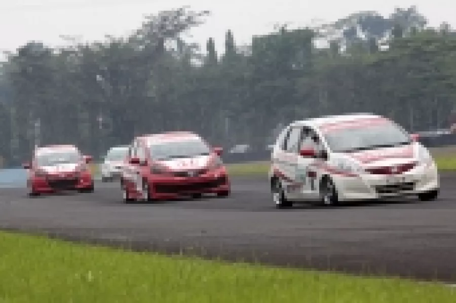 Haridarma Manoppo Raih Kemenangan Di Seri Keempat Honda Jazz Speed Challenge 8