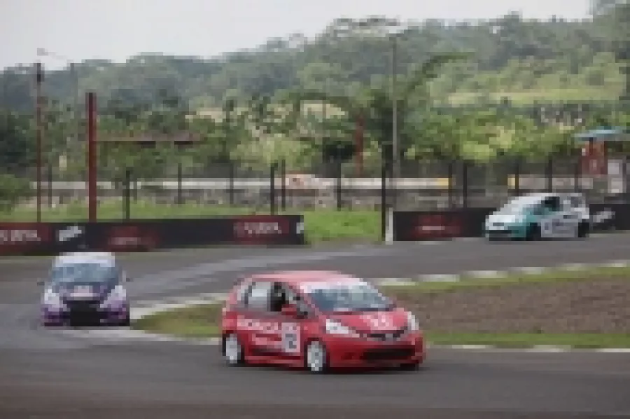 Seri Ketiga Jazz Speed Challenge Musim VI Digelar Di Sirkuit Internasional Sentul