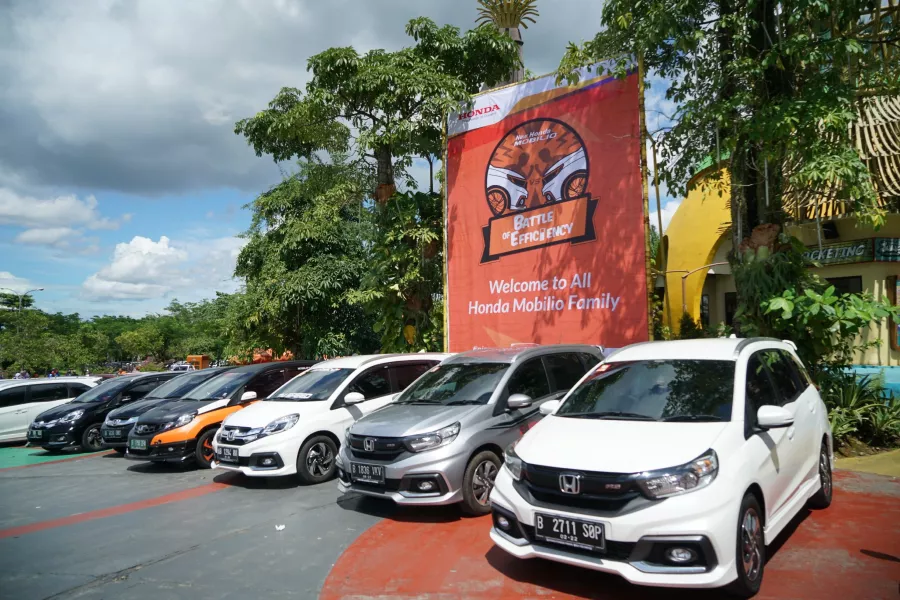 KOMUNITAS HONDA MOBILIO RAIH 24,1 KM/ LITER DI SERI PERDANA LOMBA HEMAT BAHAN BAKAR HONDA MOBILIO BATTLE OF EFFICIENCY