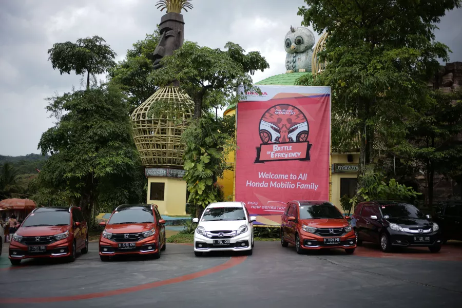 PECAHKAN REKOR, PEMENANG SERI KEDUA HONDA MOBILIO BATTLE OF EFFICIENCY RAIH KONSUMSI BAHAN BAKAR 25,4 KM/LITER