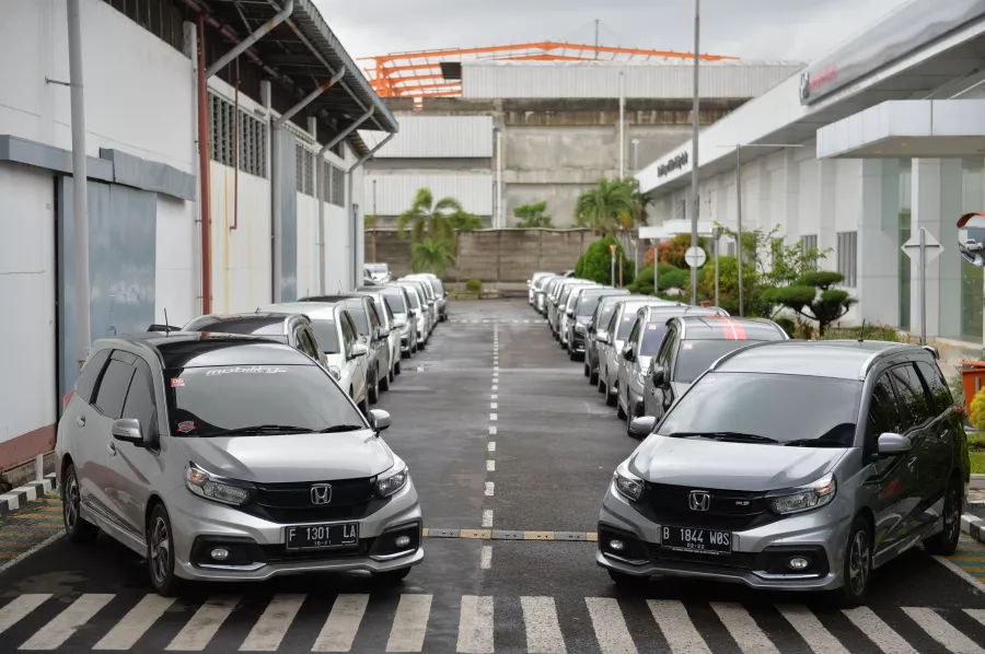 HONDA MOBILIO BATTLE OF EFFICIENCY SERI KETIGA, 10 MOBIL KOMUNITAS RAIH KONSUMSI BAHAN BAKAR DI ATAS 22 KM/LITER