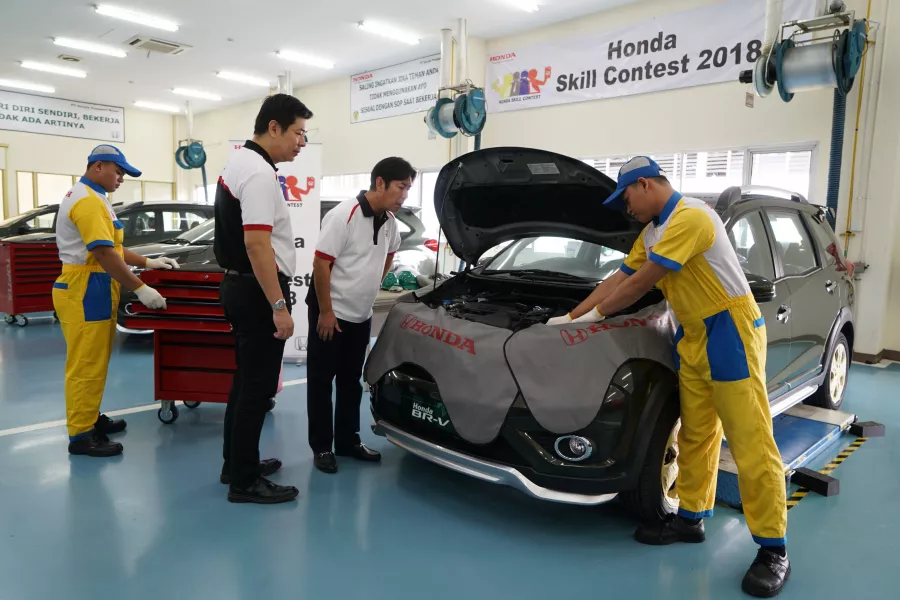 TINGKATKAN KUALITAS LAYANAN DEALER, HONDA GELAR KONTES KETERAMPILAN UNTUK TEKNISI DAN WIRANIAGA SE-INDONESIA