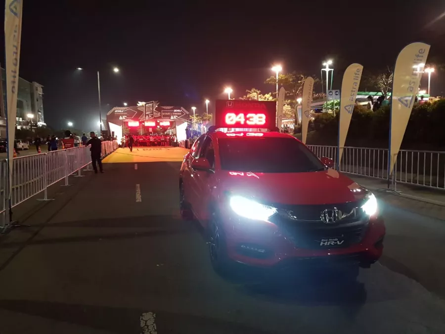 DUKUNG 2XU COMPRESSION RUN INDONESIA 2018,  HONDA TURUNKAN NEW HONDA HR-V SEBAGAI OFFICIAL TIMER CAR  DAN SIAPKAN AKTIVITAS SERU UNTUK PELARI