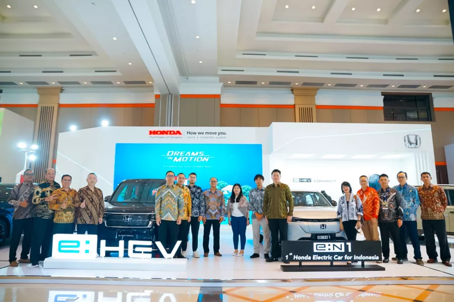 Pertama Kali Tampil di Kota Bandung, Honda Tampilkan Honda STEP WGN e:HEV dan Honda e:N1 di GIIAS Bandung 2024